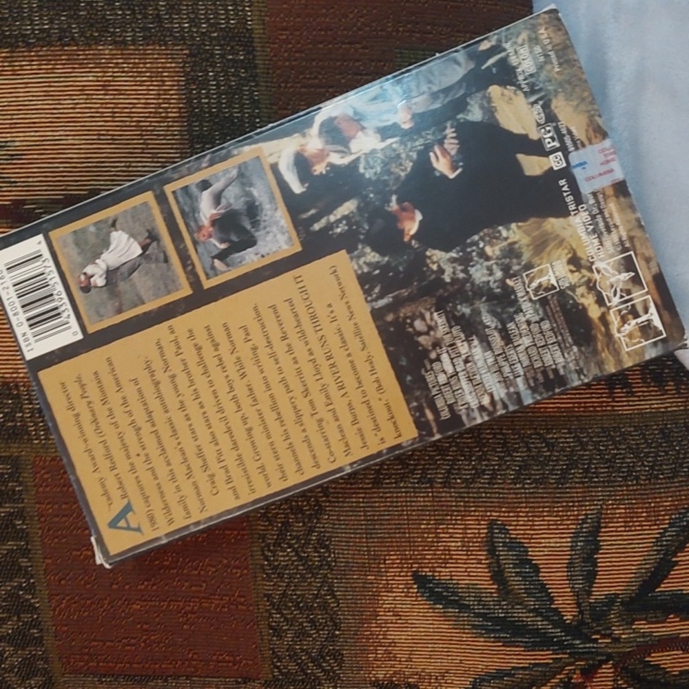 River Runs Through It DVD Tape 📼 - Picture 4 of 5